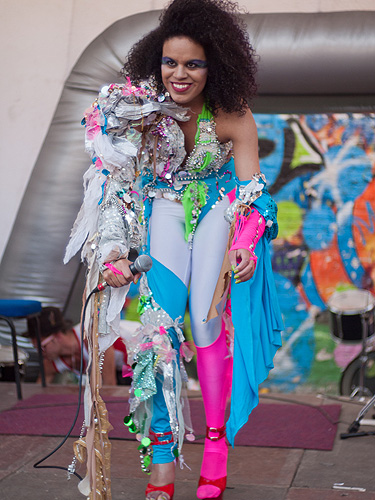 Quilla Constance
