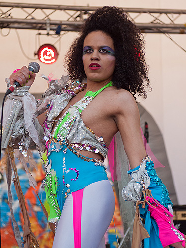Quilla Constance