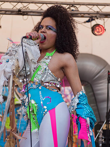 Quilla Constance